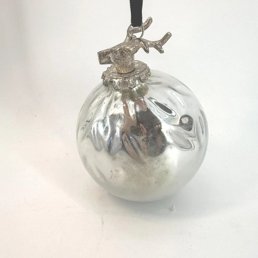 Mercury Glass Ornament Silver‎ Stag Deer Head Hammered Bauble